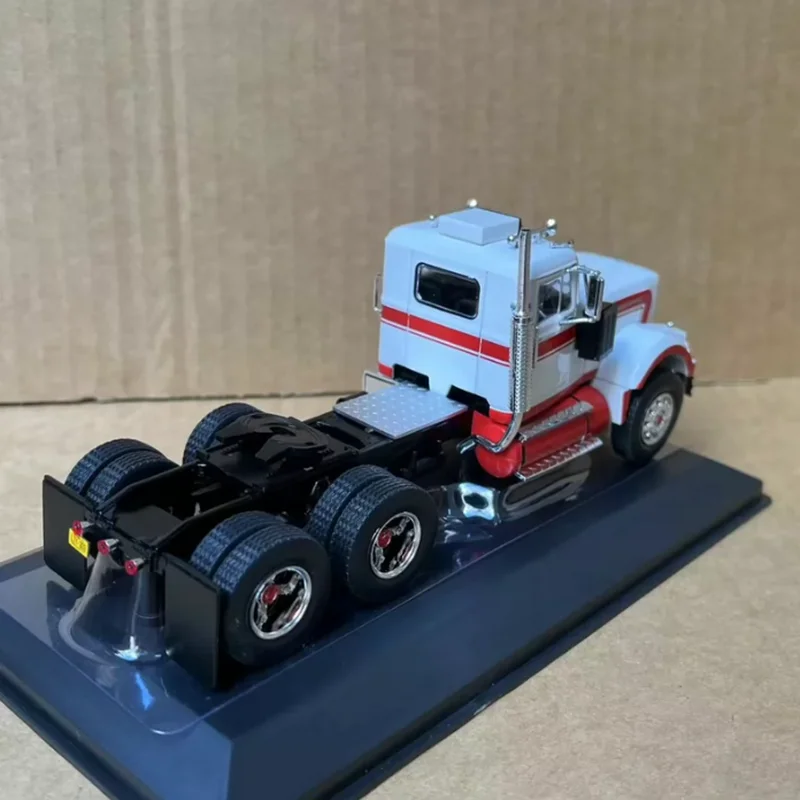 IXO 1/43 WHITE WESTERN STAR 4864 1970 Drag Head Legierung Automodell Statische Sammlung Dekoriert Weihnachtsgeschenke Spielzeug Souvenir Geschenk