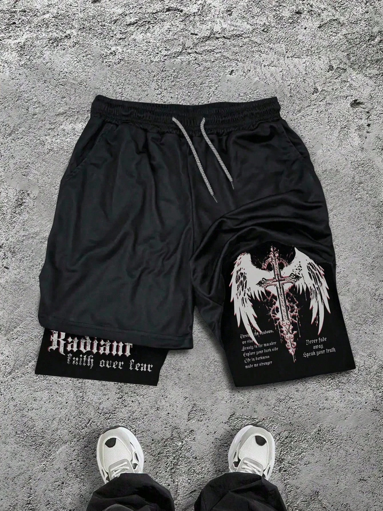 شورت رجالي كاجوال بتصميم اثنين في واحد، مسامي ومريح، بسيط بقصة ضيقة، شورت جري ثنائي في واحد عالي الأداء