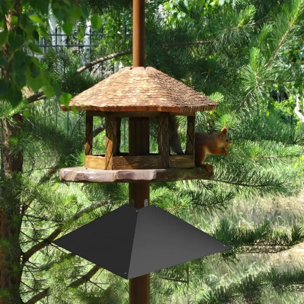 Durable Squirrel Baffle All-weather Squirrel Baffle Squirrel Baffle for Bird Feeder Pole Metal Guard to Deter Squirrels Raccoons