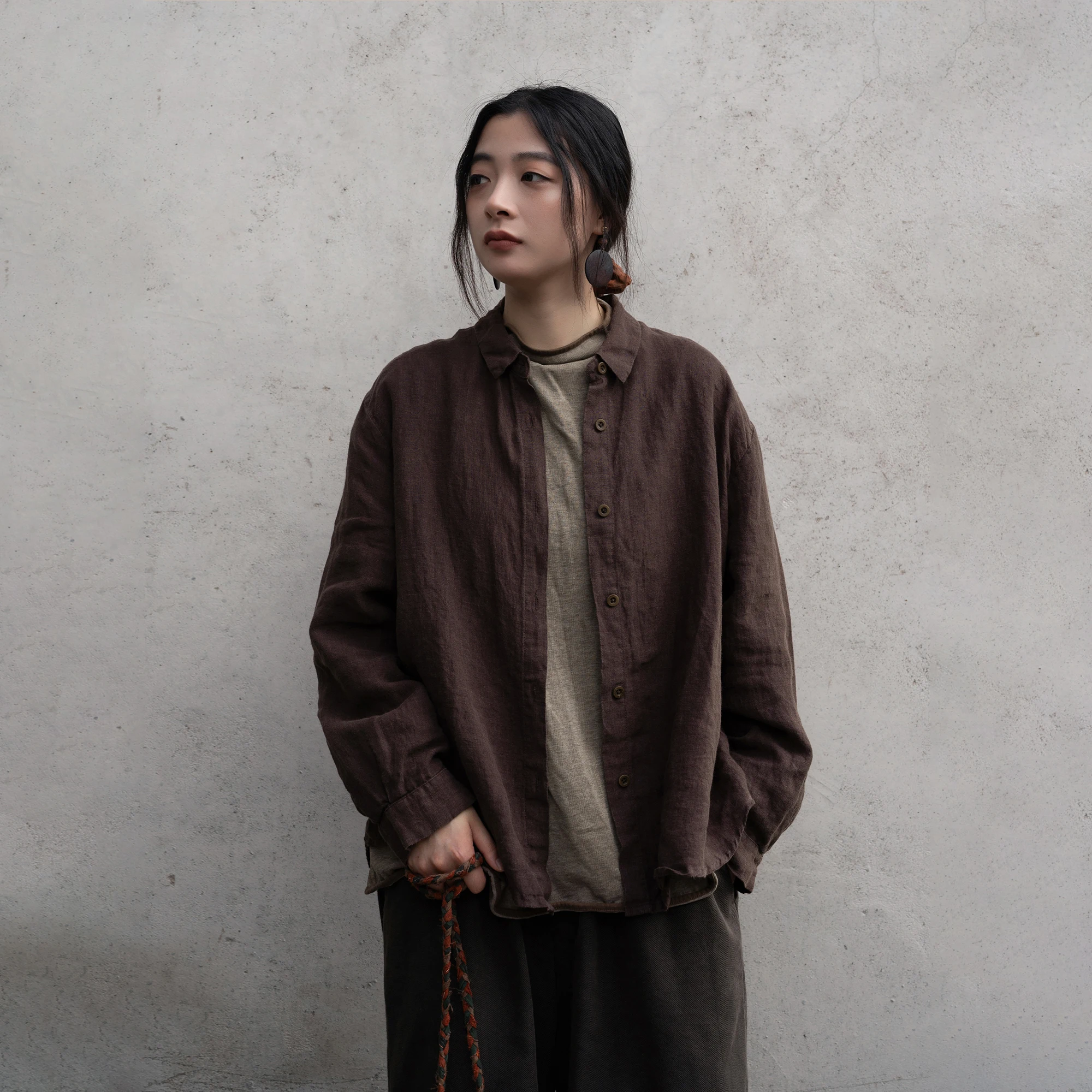 

Новинка ранней осени: льняная универсальная винтажная рубашка от PengPeng Home – комфортная, дышащая, свободного кроя, с длинным рукавом, женская.