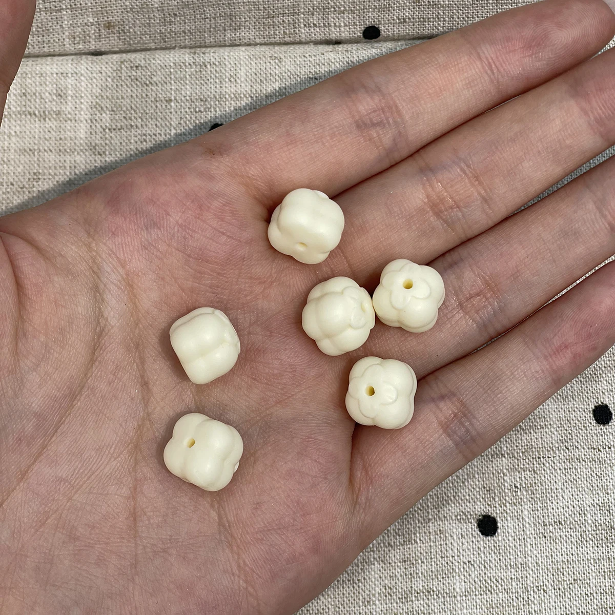 20Pcs Shell Powder Pressed Persimmon Bead 10mm Perforated Bead White Carved Fruit Beads for DIY Necklace Bracelet Jewelry Making