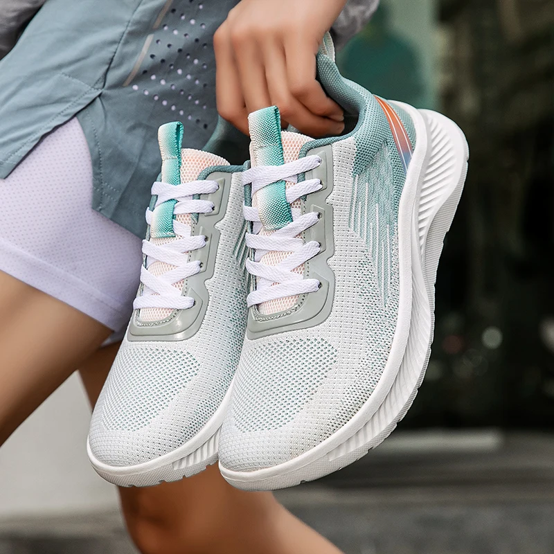 

2026 Spring New Trendy Casual Sports Versatile Fashion Low Cut Lightweight Comfortable Casual Breathable Men's Shoes