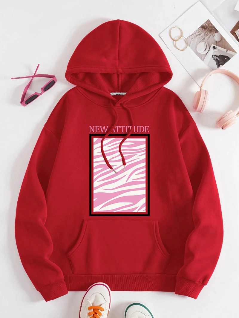 

New Attitude Hoodie Women Geometric Printing Sweatshirt Fleece Warm Pocket Loose Streetwear Winter Comfortable Woman Clothes