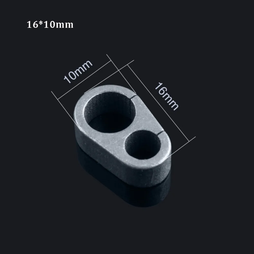 High Quality Real Key Rings Super Lightweight 20/25mm Buckle Pendant Titanium Alloy Man Car Keychain Male Creativity Gift