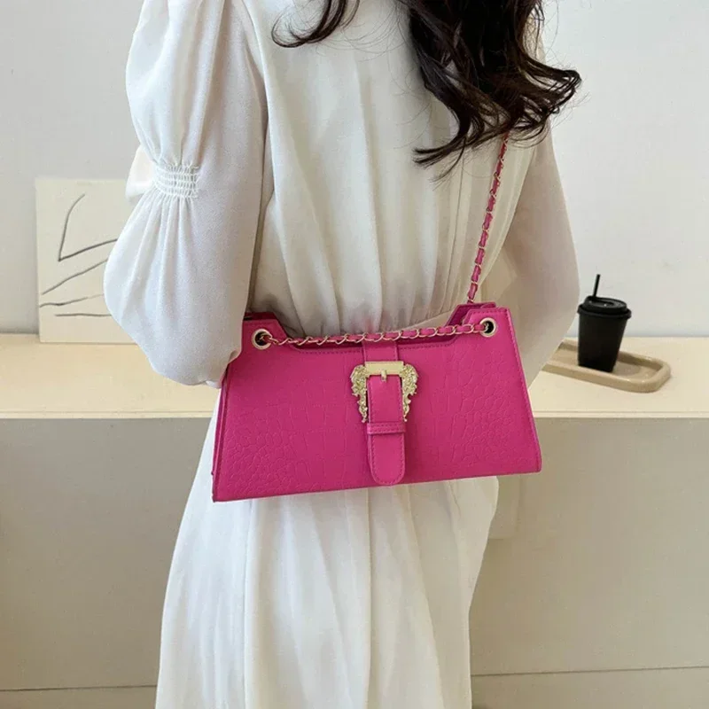 2024 Luxury Women\'s Chic Underarm Bags New Fashion Crocodile Pattern Chain Shoulder Bags Handbags Clutch Blue Green Armpit Bags