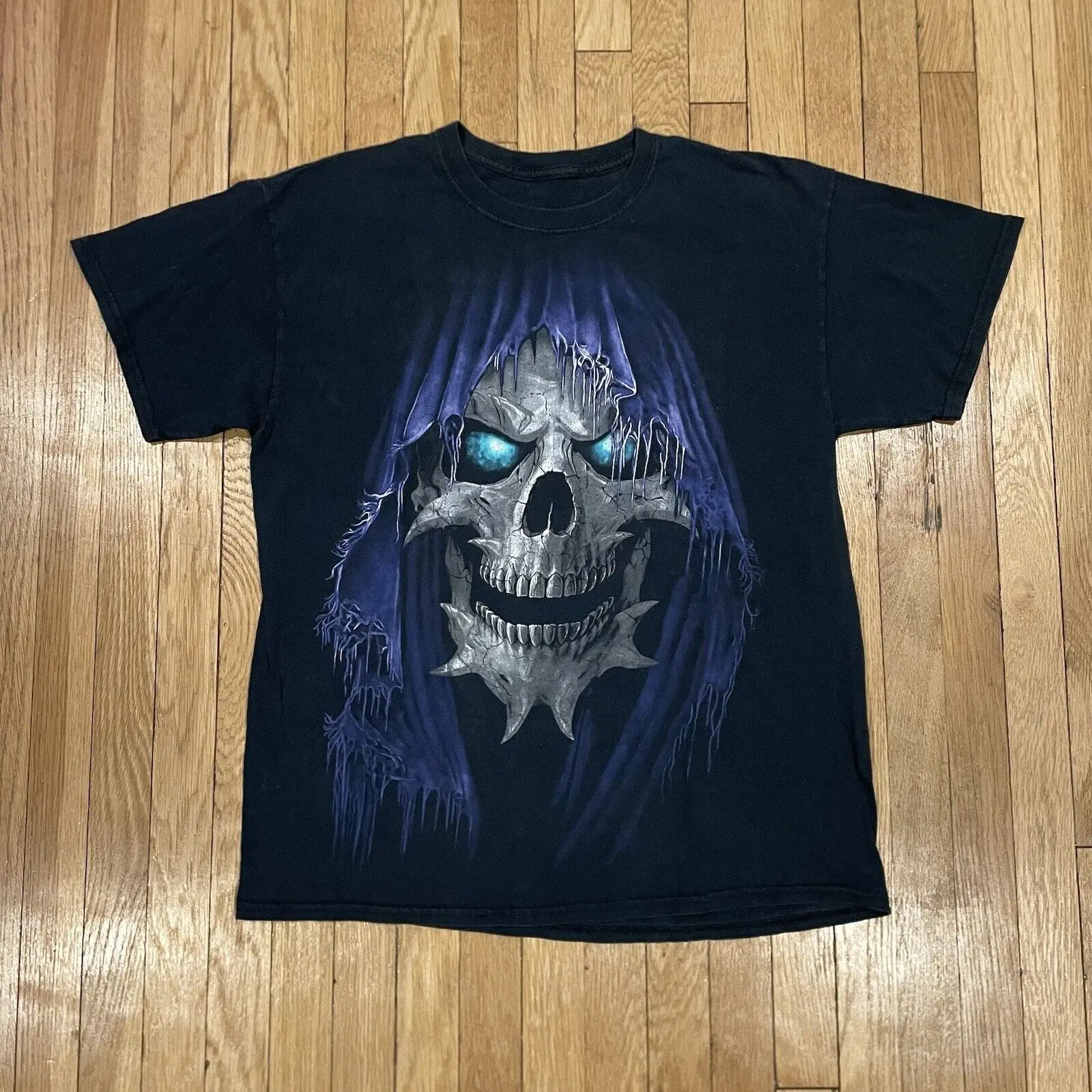 

Vintage Y2K Grim Reaper Big Print Skull Grunge 2000s Size L Graphic T-Shirt