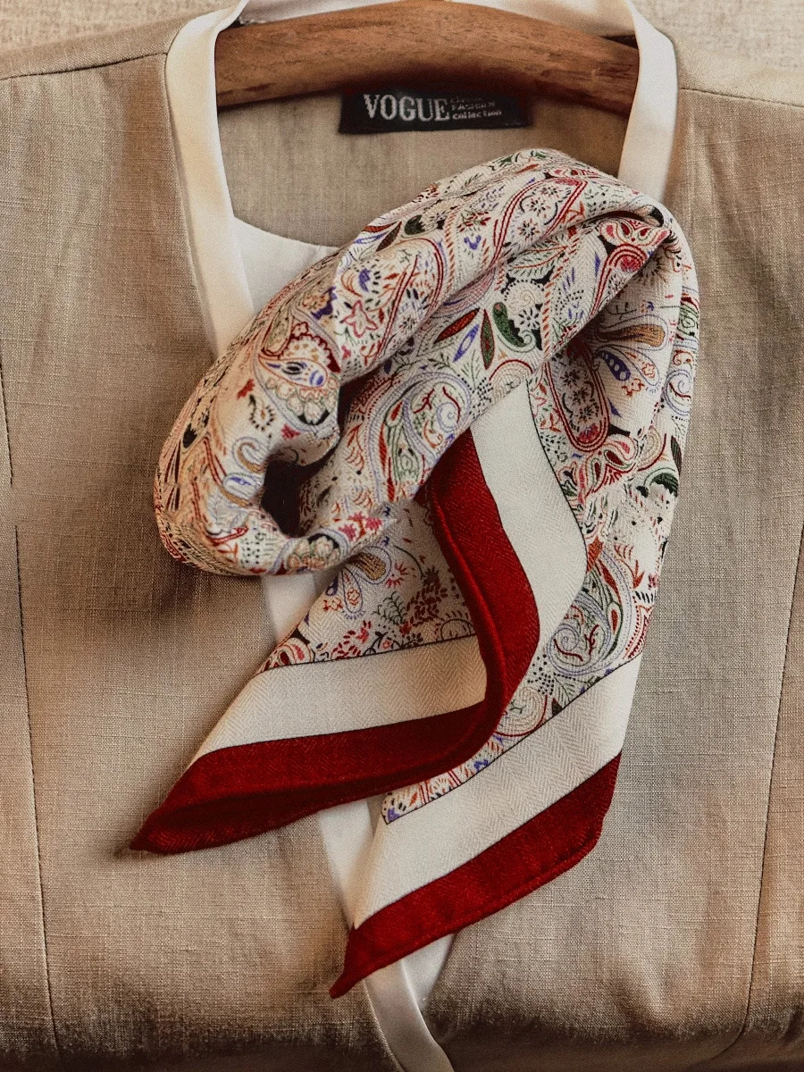 Silk Wool Scarves Woman High-End Luxury Accesories Fall Winter Handkerchiefs Shawl for Bag Fashion Designer Woman Neck Scarf