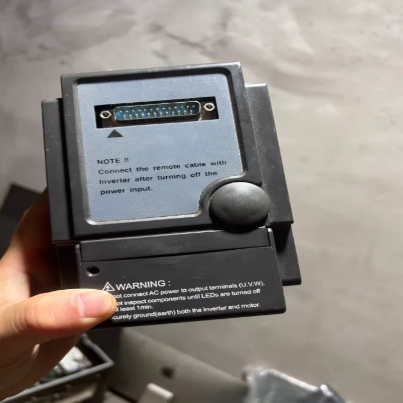 

Brand New Original Variable Frequency Drive AS2-122D AS2-115-R AS2-122R AS4-315 AS4-322 AS4-307 AS4-337