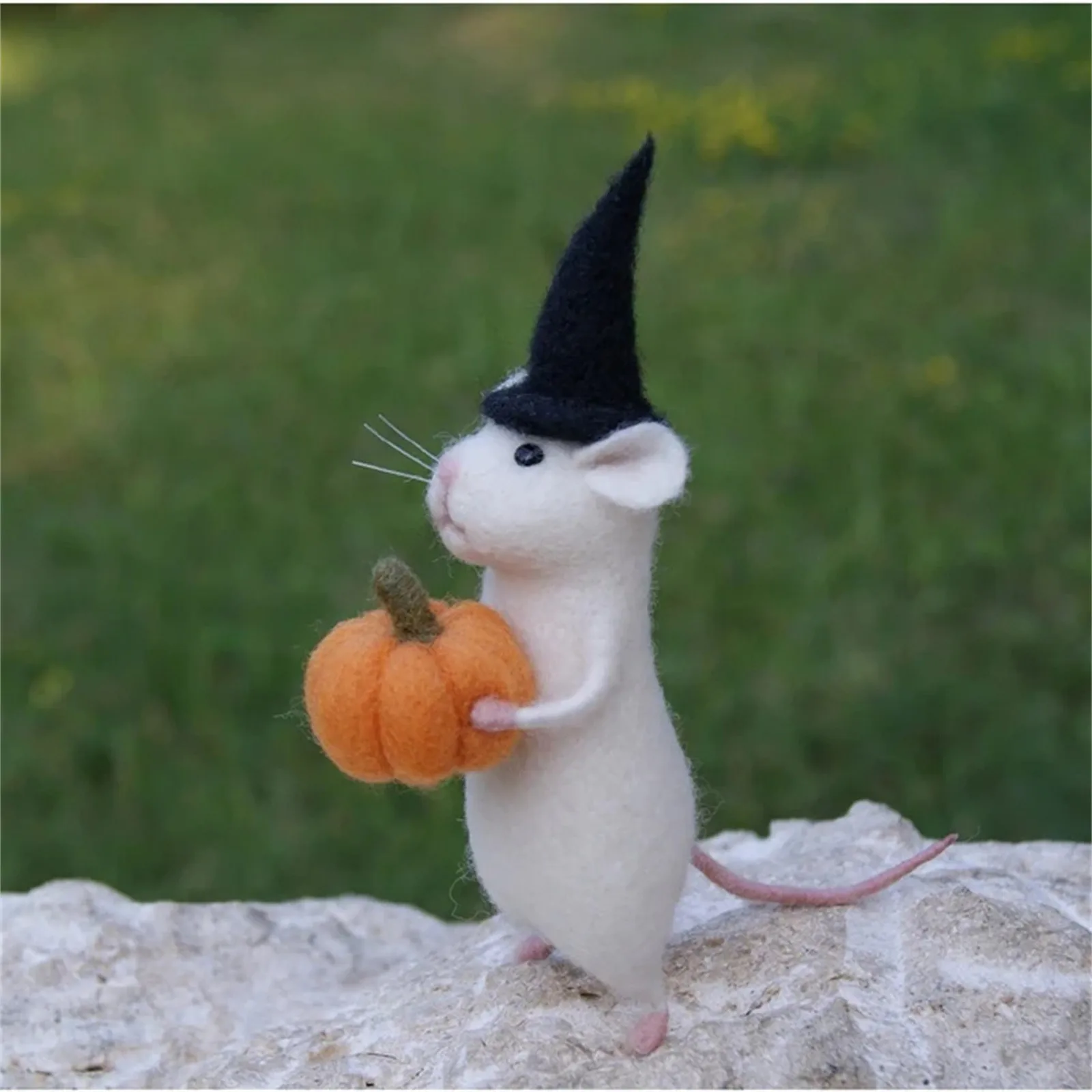 2024 New Halloween Mouse With A  Needle Felted Mouse Needle Felted Animal Needle Felted Miniature Halloween Desktop Decorations