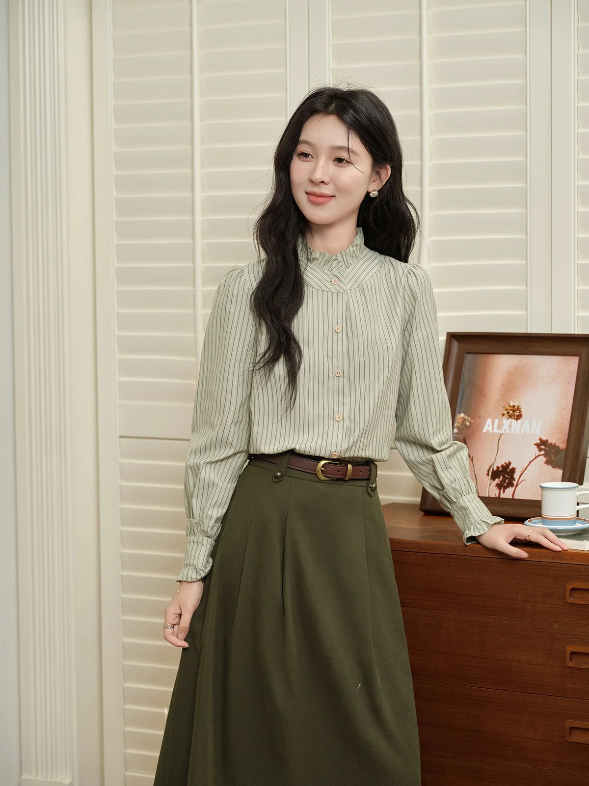 

Женская рубашка с дизайнерским принтом, повседневная, с длинным рукавом, на пуговицах, осенняя новинка