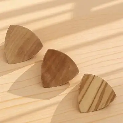 

3pcs Wooden Picks Natural Wood Color Durable Lightweight For Guitar Bass Ukulele Players Replacement Guitar Accessories