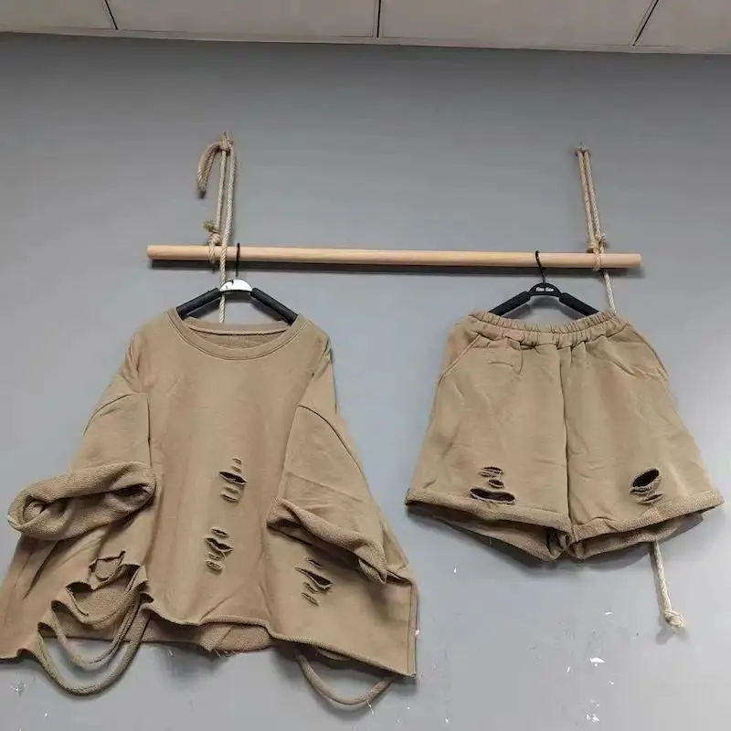 

Spring/Summer Pullovers Sets Women Beggar Hole Loose Oversized Short Sleeve Top and Wide Leg Shorts Fashion Casual Two Piece Set