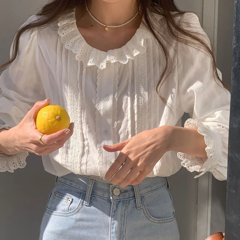 

Chic Sweet round Ne Splice Lace Trim Single Button Loose Bubble Sve irt Korean Sle Long Sve Commute Faion