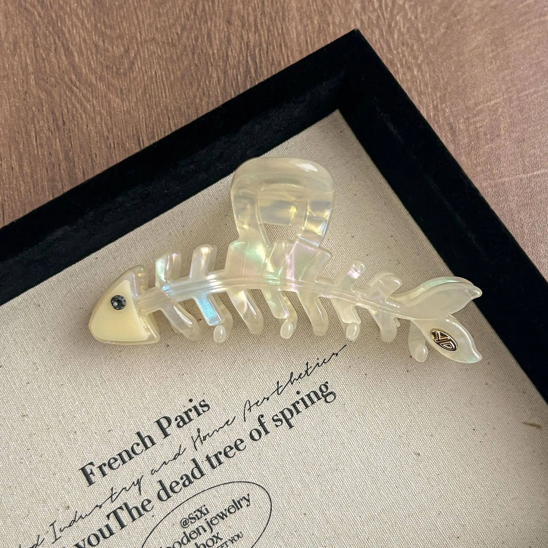 1 Stück Modische große Haarspange aus Acetat im Fischgräten-Design für Damen, französisches Design, niedliche Haifischklammer für den Hinterkopf, Haaraccessoire – Detail 10