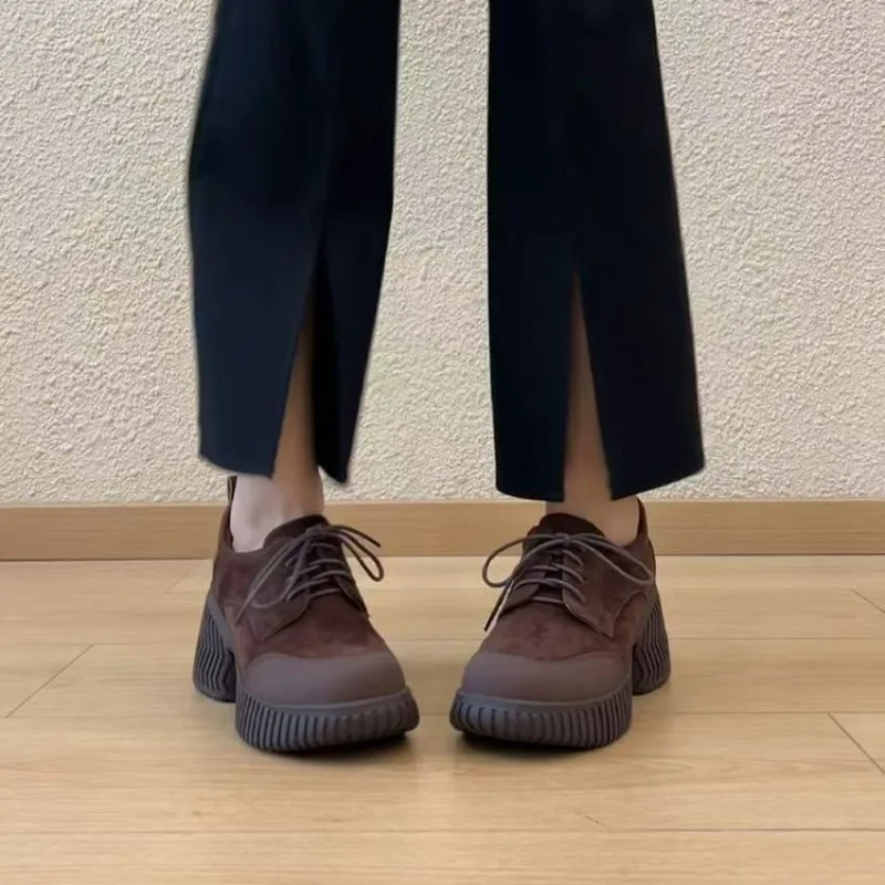 

Woman Flats Shoes Loafers Fashion Casual Sports Sneakers Trend Brand Women's Fashion Dress Shoes New Lace Up Femme Zapatos