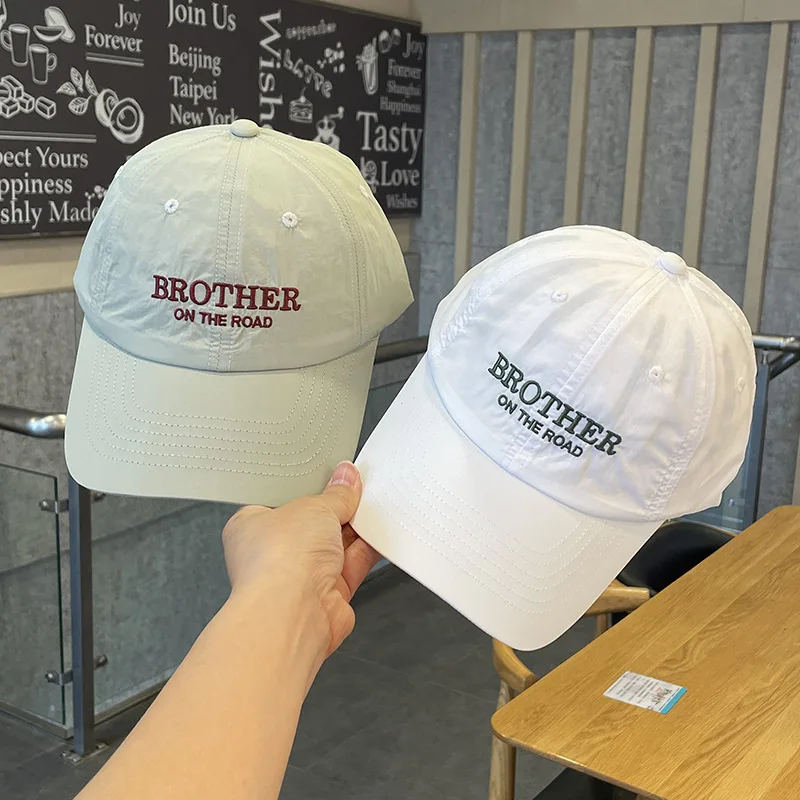 صيف جديد زوجين الرياضة في الهواء الطلق تشغيل قبعة بيسبول الموضة الرجال التجفيف السريع تنفس قبعة المرأة التخييم نزهة قبعة 2