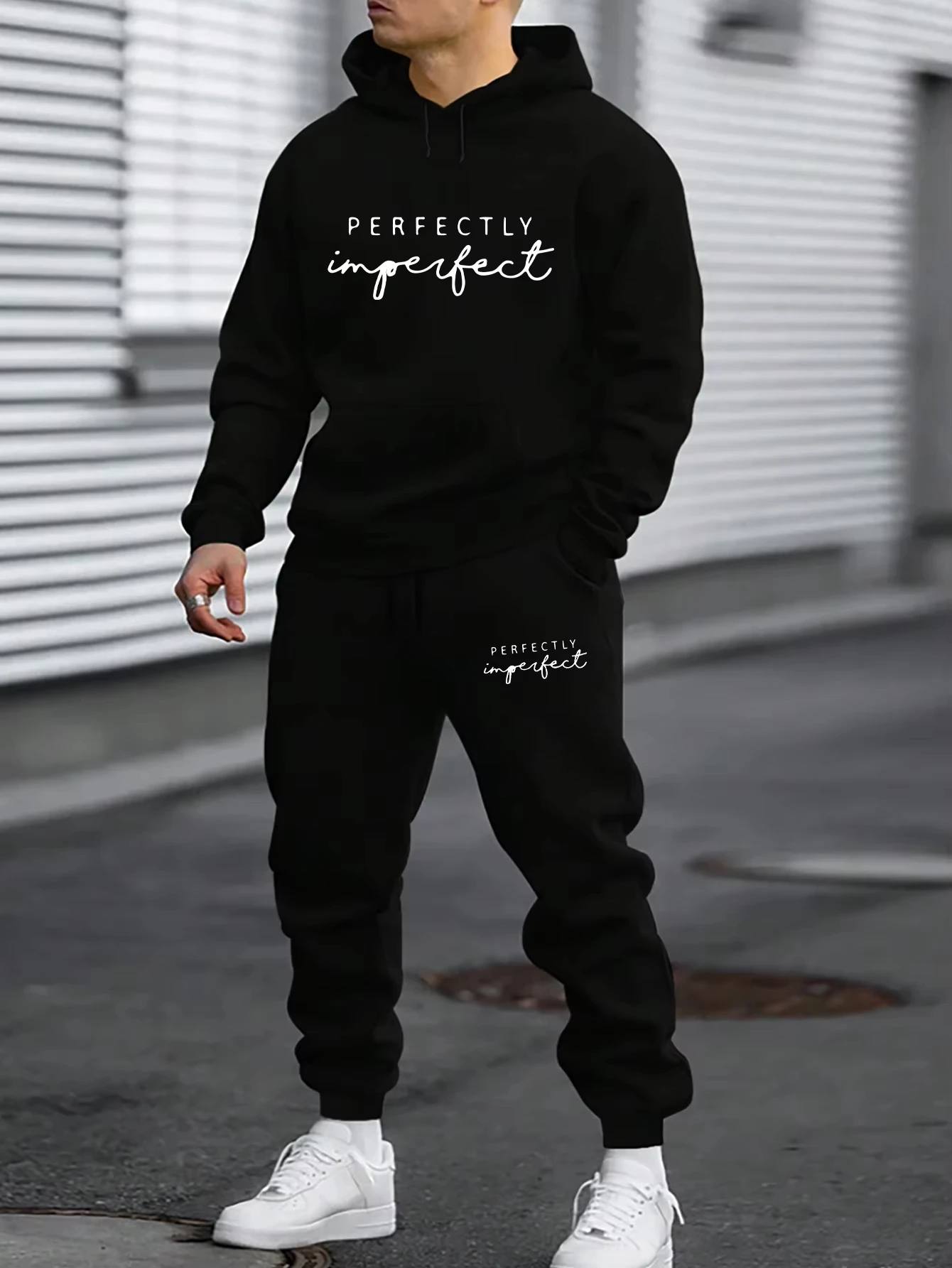 ชุดเสื้อฮู้ดดี้และกางเกงจั๊มสู - Winter Clothing Fashion บทวิจารณ์และราคา