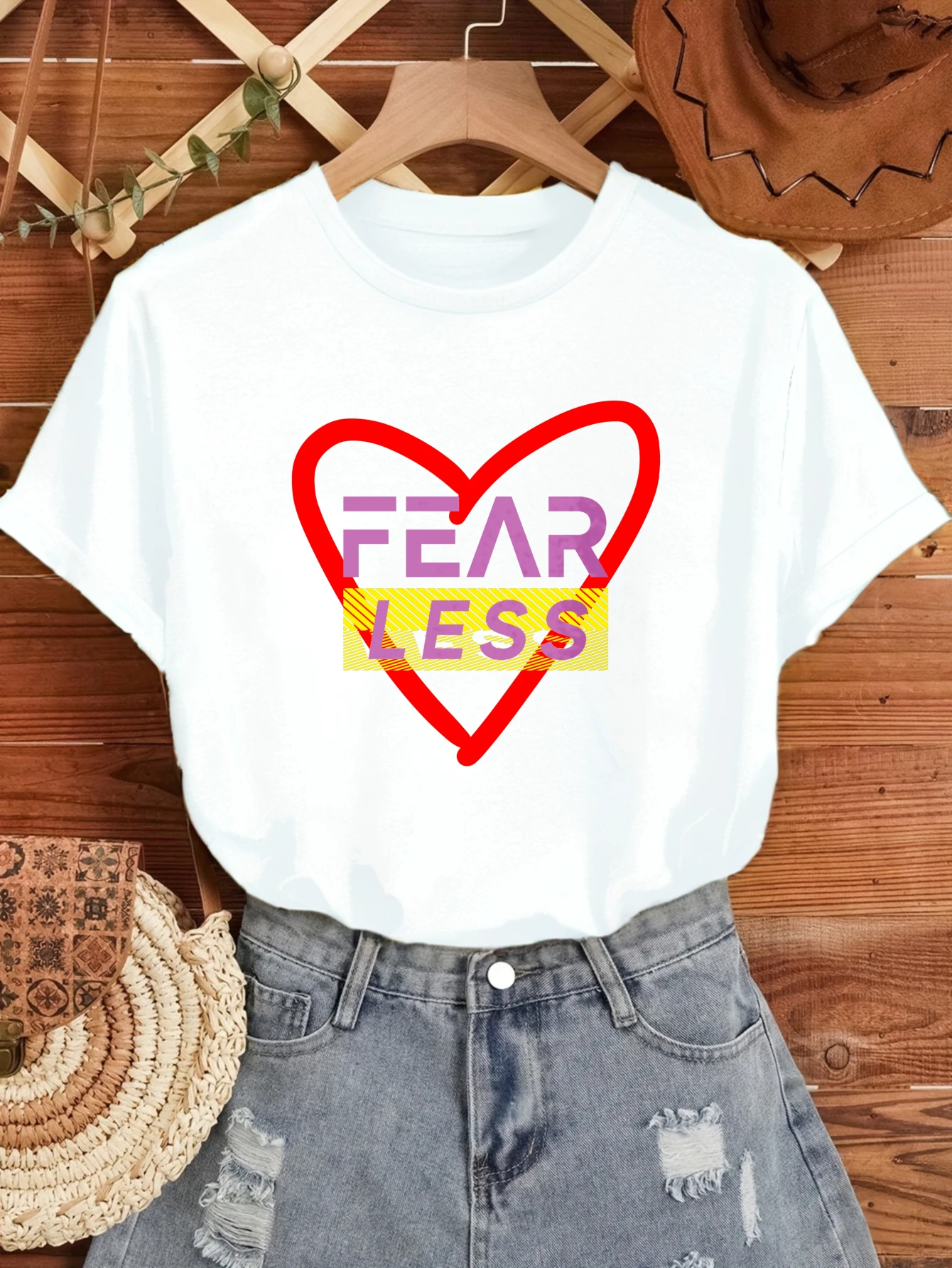 

Женские футболки в китайском стиле в стиле хип-хоп, повседневная футболка из 100% хлопка с принтом Fear Less Heart, футболка на четыре сезона для