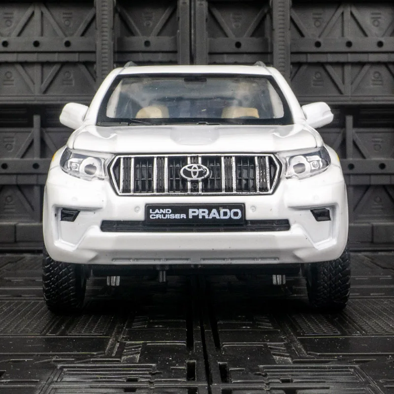 1:24 Simulation Legierung Geländewagen Modell Ornament Sound und Licht Metall Spielzeugauto Geschenk Diecast Legierung Auto Modell Sammlerstück