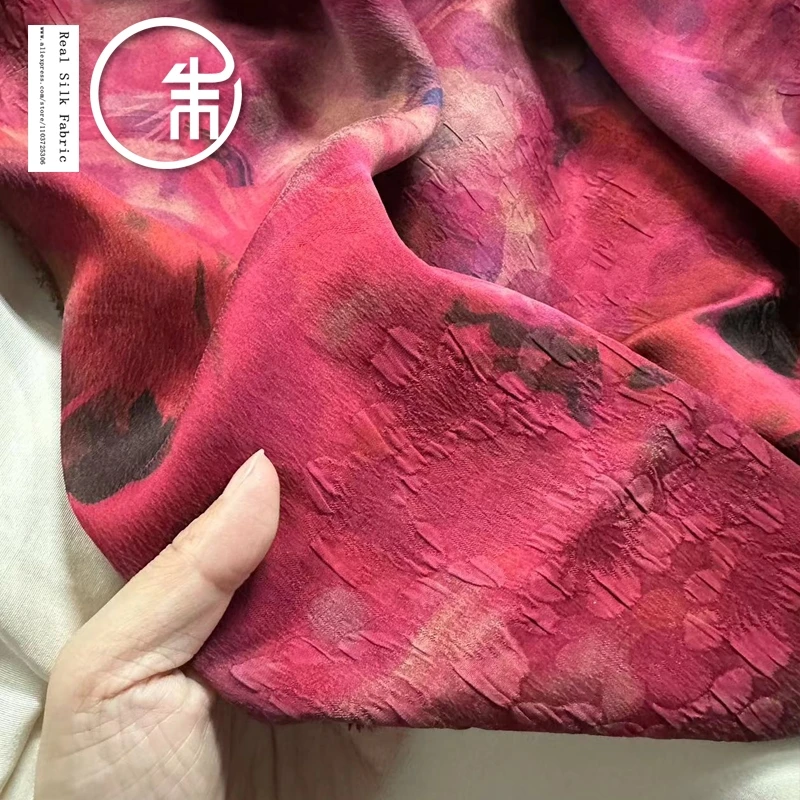 

High Quality Rose Red Floral Pattern Guanle Crepe Silk Fabric Real Silk Designer 30Momme Cheongsam Dress Pants Fabric Summer