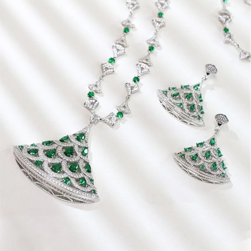 

Designer Collection Fashion Long Necklace Earrings Women Lady Inlay Green Cubic Zircon Fanned Pendant Party Jewelry Sets