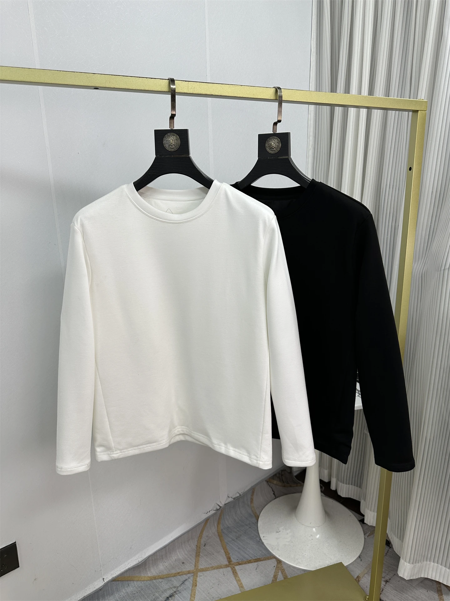 

Мужская футболка с длинным рукавом и круглым вырезом, базовый слой, удобная, черная/белая, для активного отдыха, повседневная одежда