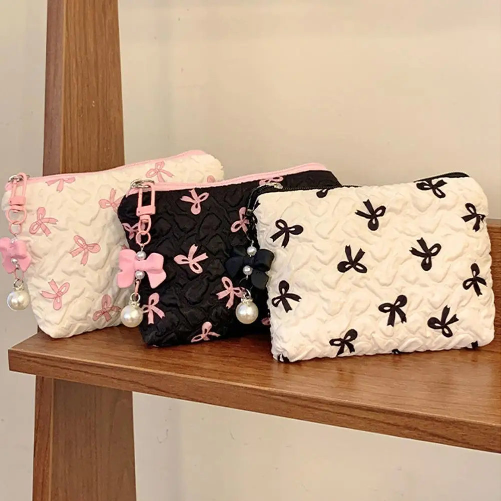 High-end Polyester Makeup Bag for Women Quilted Travel Cosmetic Bag Girls' Make Up Organizer Portable Little Bow Makeup Pouch image 3