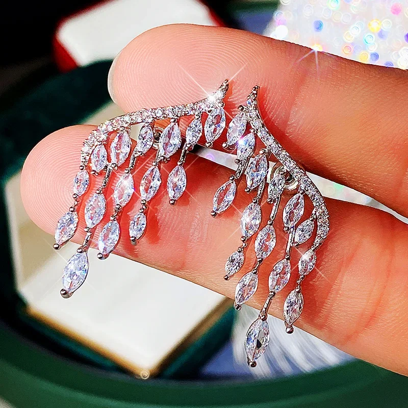 New Gorgeous Angel Wing Shaped Stud Earrings for Women Full Bling  White CZ Stone Wedding Party Fashion Accessories 2021
