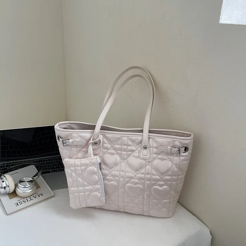 Women Heart Quilted Tote Bag, Large Capacity Shoulder Handbag with Detachable Small Purse, PU Leather Daily Work Bag