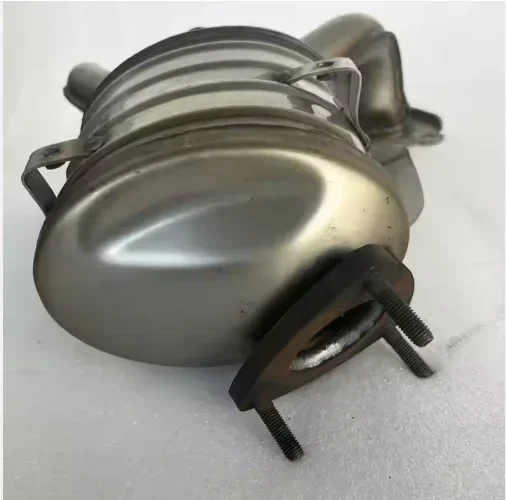 Stainless Steel Weld  Direct Fit Euro4 Catalytic Converter Auto Chevrolet Cruze 1.6 Exhaust Manifold Ceramic Three Way Catalyst