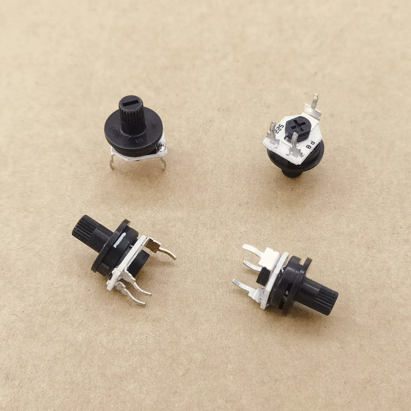 Original New 100% Horizontal Trimming Resistor Glass Glaze Adjustable Resistor 225 2.2M DIP (Inductor)