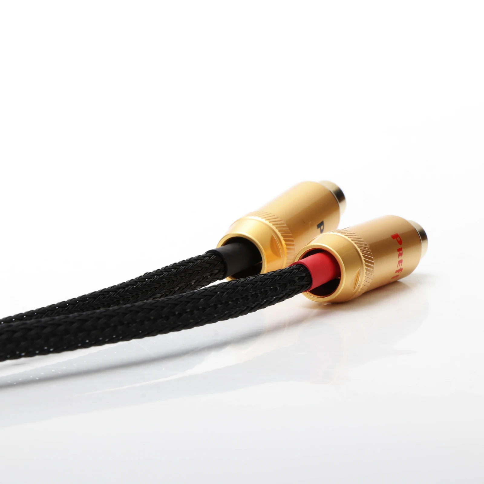 6인치 스테레오 1/4인치 플러그 - 듀얼 RCA 암 Y 케이블 |   16코어 OCC 은도금 구리 |   소음 없는 오디오를 위해 차폐됨 |   금도금 C