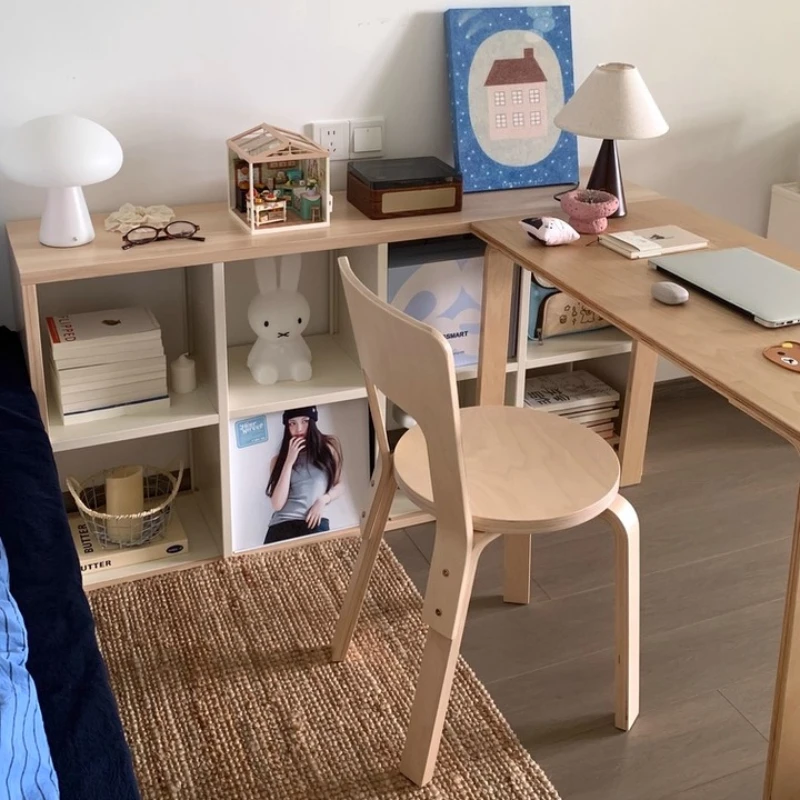 

Scandinavian Style Solid Wood Dining Chair - Mid-Century Modern Ergonomic Backrest,Minimalist Kitchen and Study Room Seating
