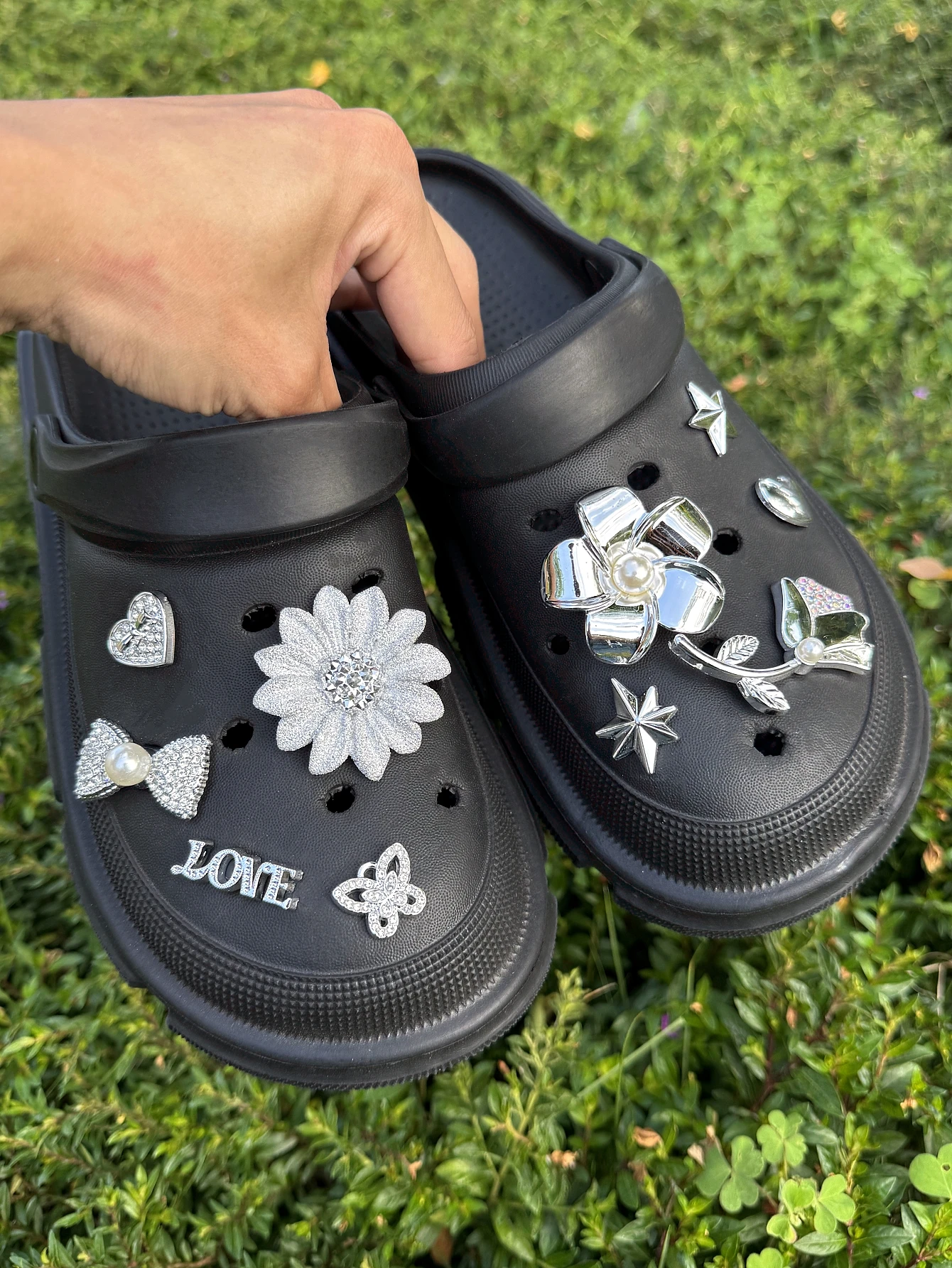 

10шт серебряный бант из АБС-пластика с жемчугом, цветы, буквы любви, бабочки, пуговицы любви, украшения своими руками, женские сандалии, тапочки, b