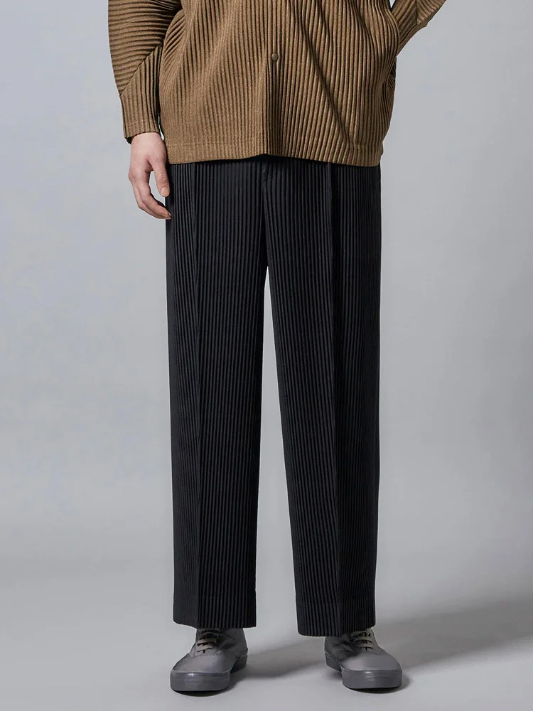 ISSEY 2026 New Arrival Miyake Pleated Pants Textured Casual Relaxed Fit Wide-Leg Cropped Trousers for Men