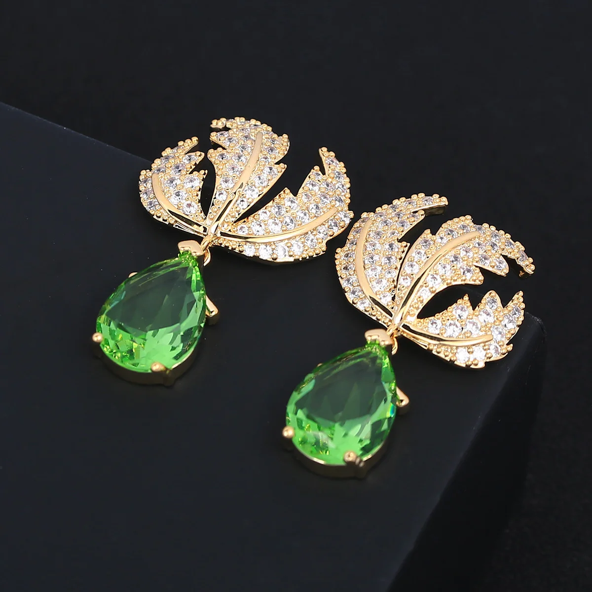 

925 Silver Needle Gold Plated Green Peridot CZ Leaf Drop Earrings, Sparkling Luxury Statement Jewelry for Women