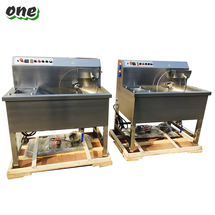 New Continuous Small Chocolate Enrobing Machine Chocolate Tempering Melting Covering Machine With Vibrating Table For Sale