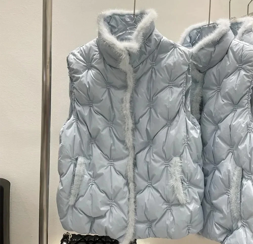 Nieuwe Borduren Vest FemaleOuterwear Winter Vrouwen Echte Natuurlijke Nertsen Bont Jas Warm Witte Eend Donsjack Mouwloos