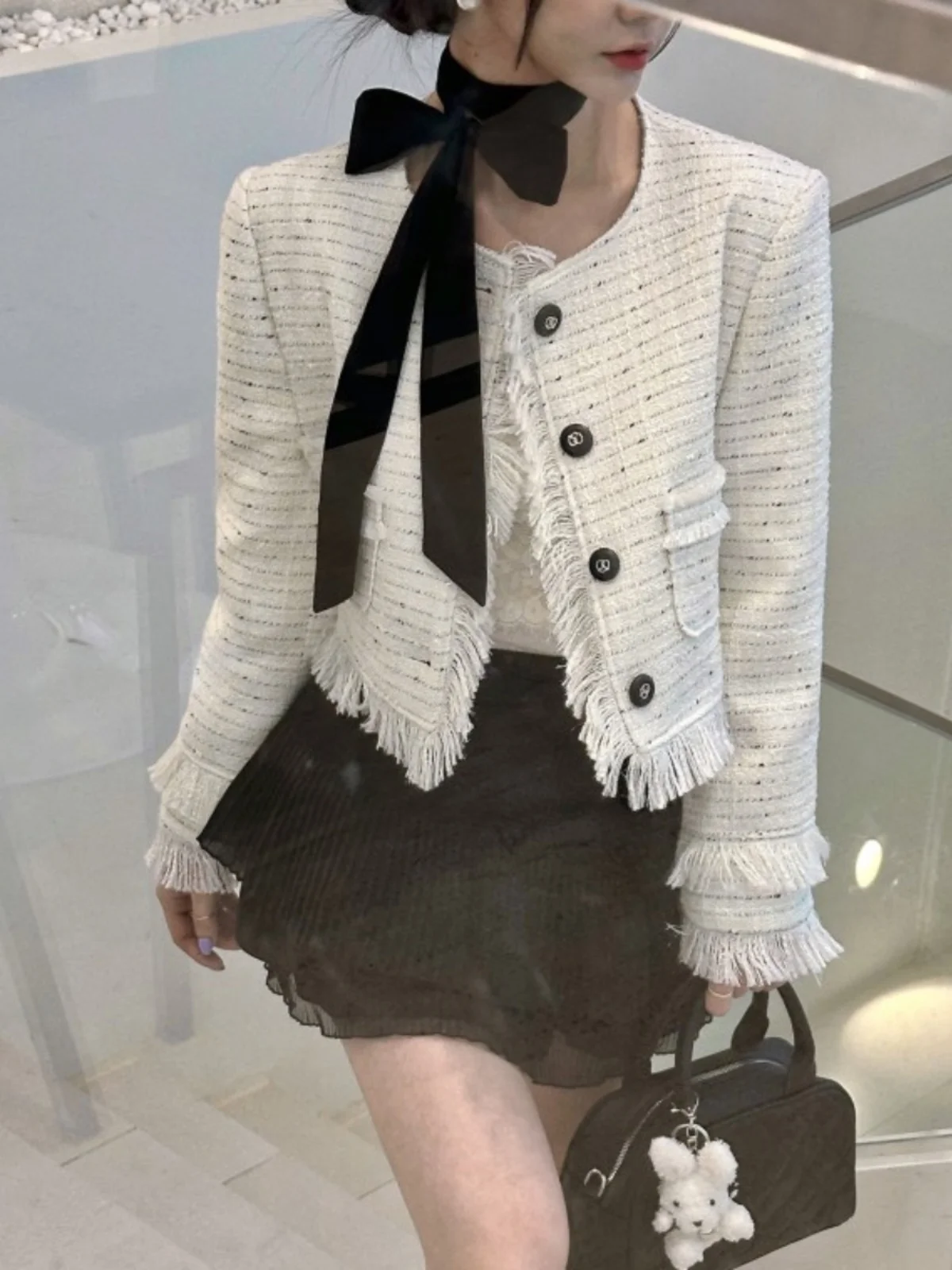 

Chic Retro Elegant Short Coat for Women with Tassel Sleeve Design And Patchwork Crude Tweed Material Commute Style round Neck...