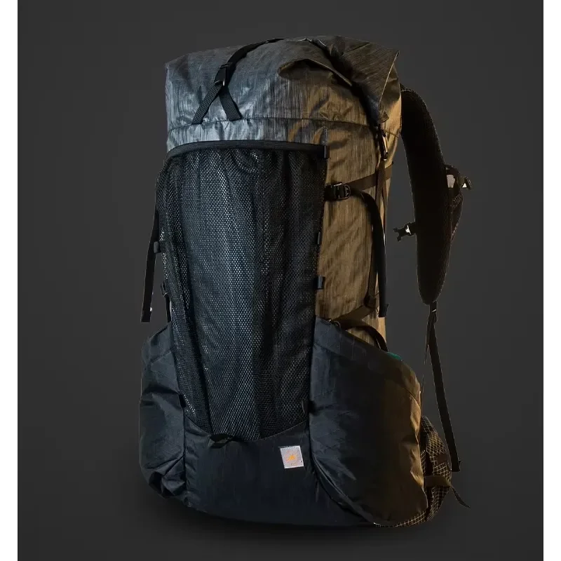 Customized large-capacity daily unisex waterproof ultra-light sports backpack waterproof and lightweight outdoor