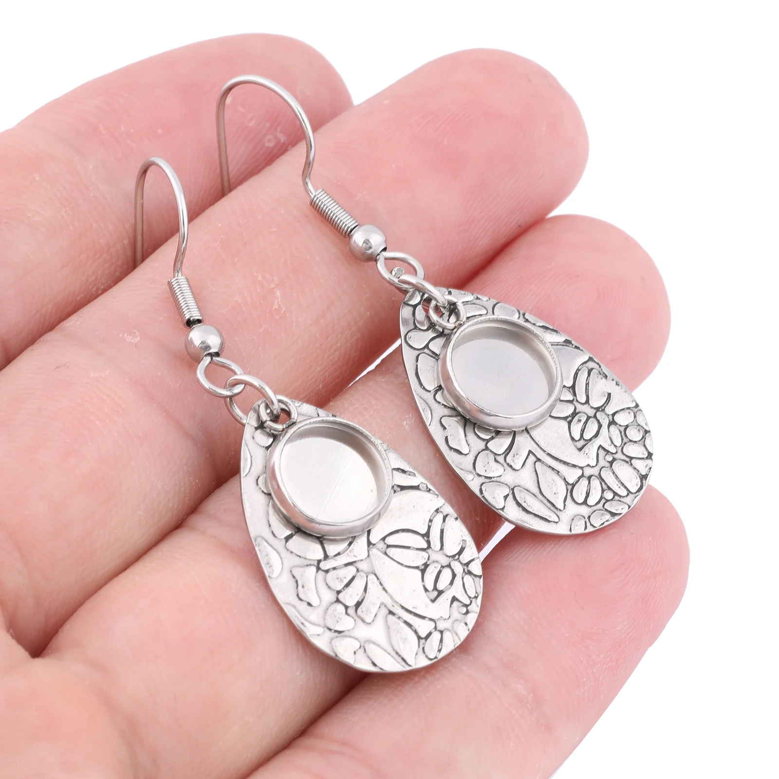 10 sztuk ze stali nierdzewnej Teardrop Charm kolczyk baza półfabrykaty Fit 8mm Cabochon Bezel ustawienie tace Diy zaczepy na uszy ustalenia