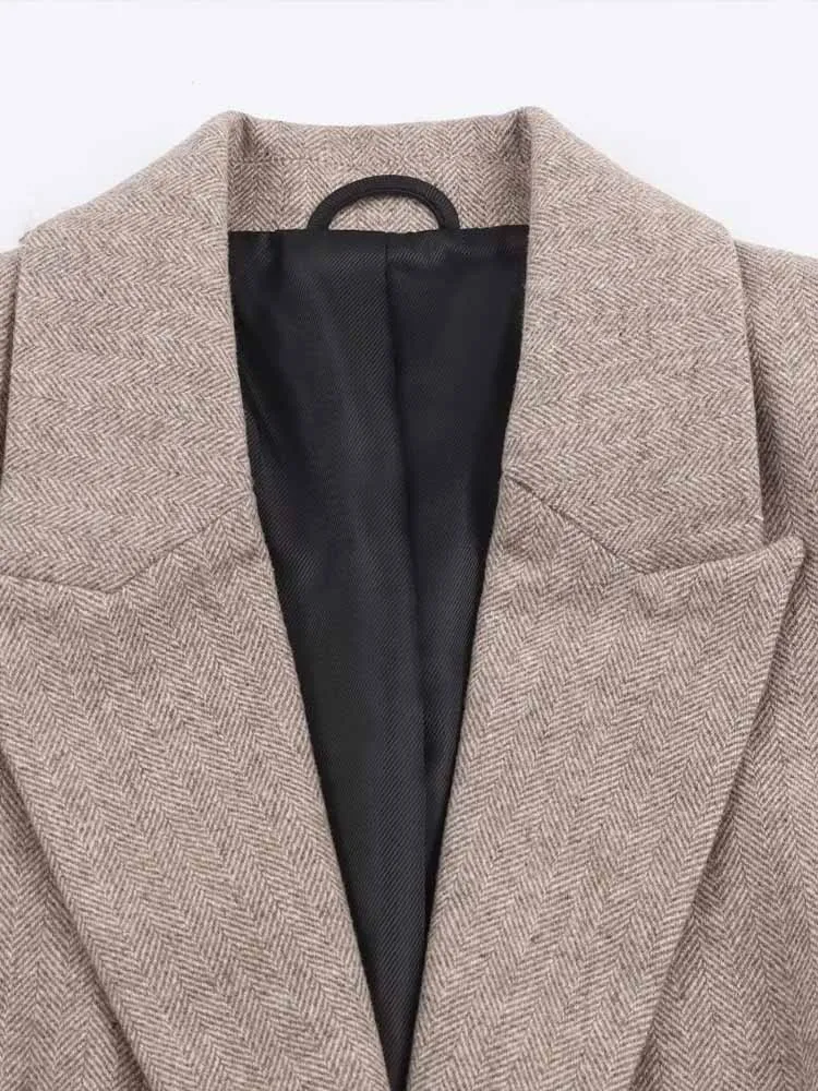 النمط الأوروبي والأمريكي الخريف الوافدين الجدد الملابس النسائية العصرية سترة بدلة متعرجة مع منصات الكتف #3