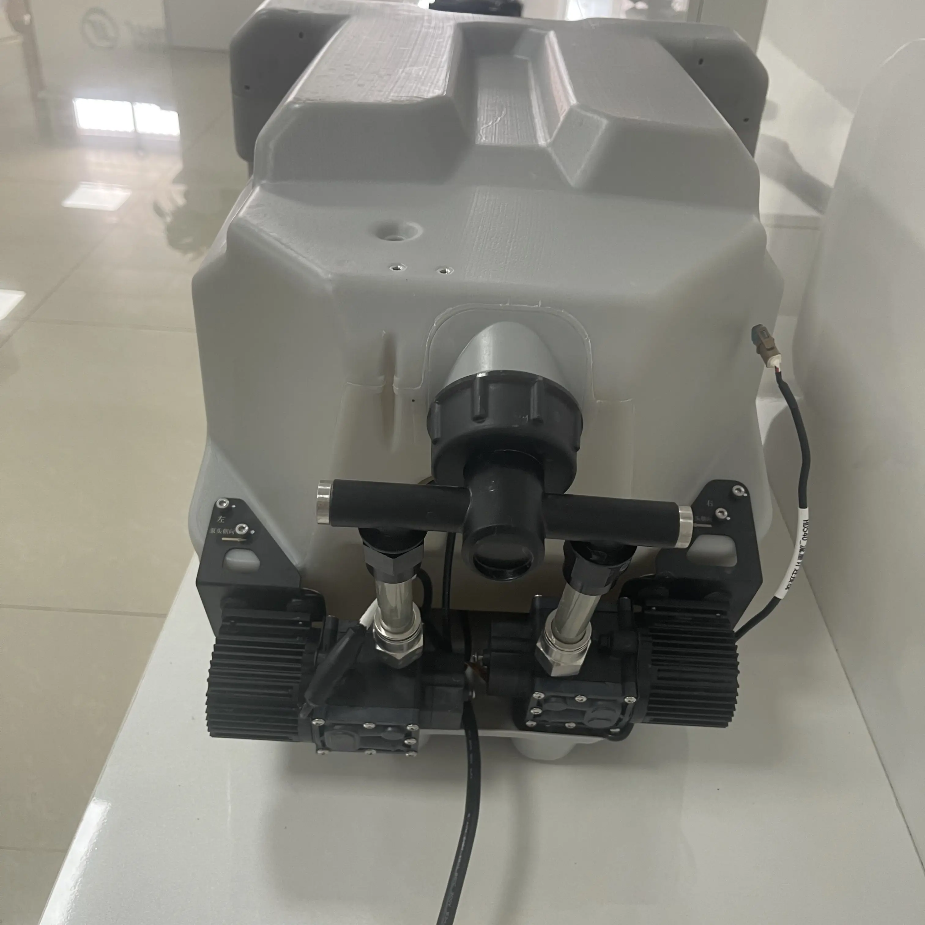 2025년 농업용 드론 관개 비료 주입 탱크, 파종 탱크/분무 탱크 사용