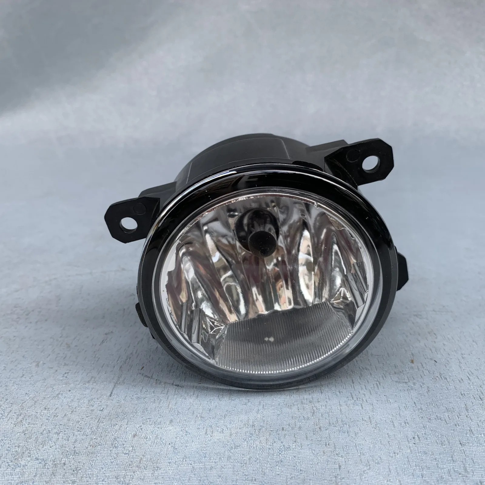 

FOR Ford Mondeo MK V 2016 Front front bumper fog light DS7315A201 BAR30396