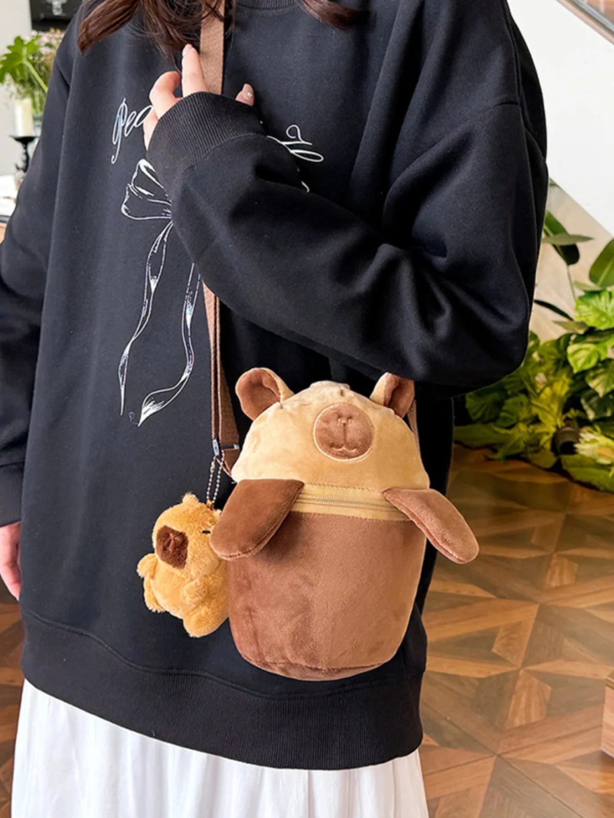 

Cute Capybara Plu Crossbody Bag Faionable Autumn Winter Versatile Cartoon Animal Stuffed oulder Bag for Young Adults
