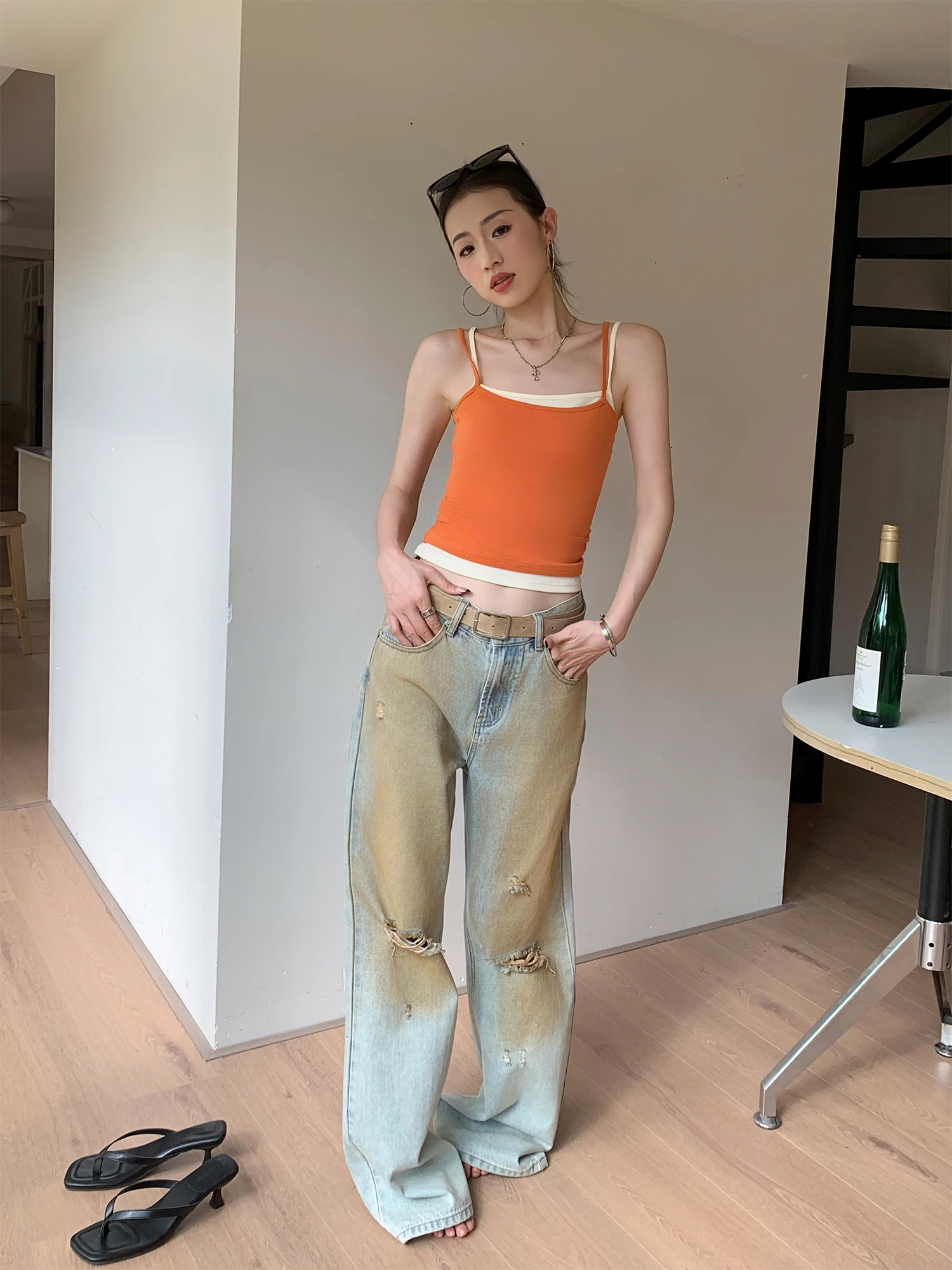 

Nuomici Women's Casual Hand-proced Worn-out Denim Jeans Spring New Straight Leg Color Rubbing Hole Design Cotton Zipper