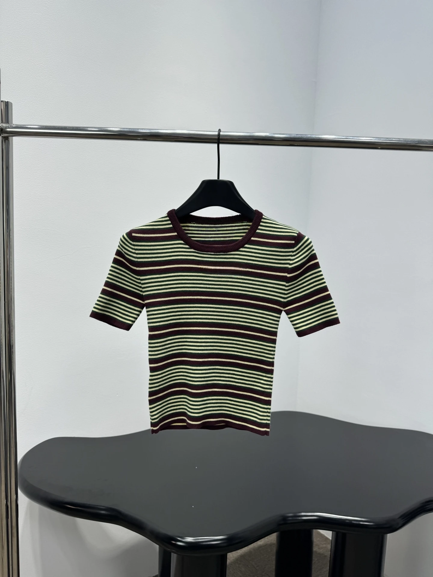 

Fashionable Quality Knitted Stripe Top Women's Commute Elegant Slimming Short Sleeve round Neck Pullover Summer New Arrival
