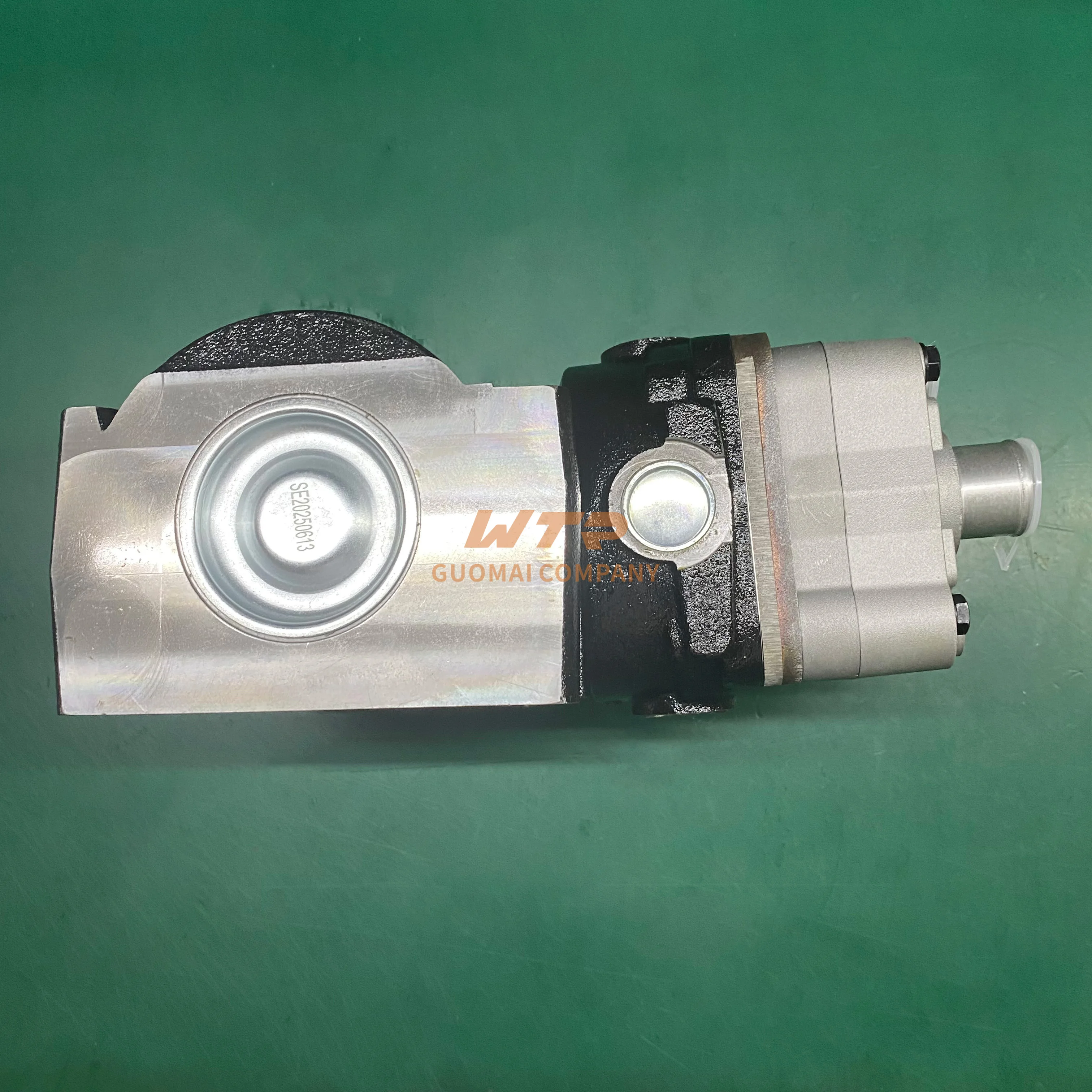 

24V Heavy Truck Air Compressor 51541007121 for M-N TGS 8x4 XLX Chassis | Euro 6 Certified