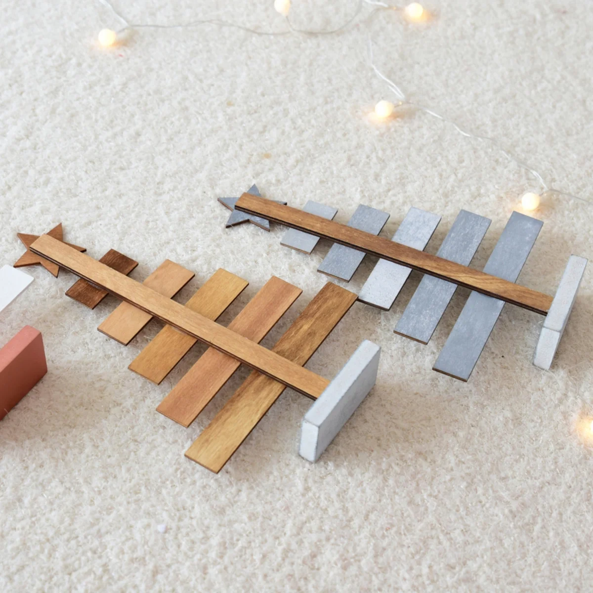 

Handcrafted Mini Christmas Tree Wooden Desktop Decor for Office Home Cabinet Bookshelf Wedding Birthday Graduation Gift