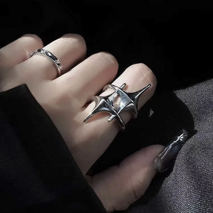 

XINYI Y2K Hip Hop Silver Color Copper Stars Open Rings for Women Men Fashion Adjustable Couple Rings Vintage Ring Jewelry Gift